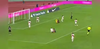 Enorme atajada de Gallese para evitar el empate tras error de Araujo en salida Enorme atajada de Gallese para evitar el empate tras error de Araujo en salida