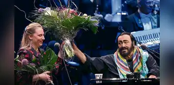 Cantos para Luciano Pavarotti y Montserrat Caballé: homenaje en Colegio Santa Úrsula Cantos para Luciano Pavarotti y Montserrat Caballé: homenaje en Colegio Santa Úrsula