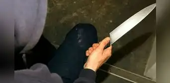 Padre de familia es acuchillado por vecinos tras pedirles que no orinen en su moto Padre de familia es acuchillado por vecinos tras pedirles que no orinen en su moto