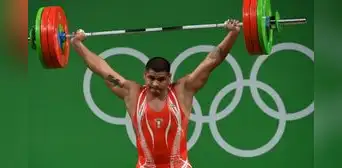 Hernán Viera gana una medalla de oro y 2 de bronce en el Grand Prix de Levantamiento de Pesas Hernán Viera gana una medalla de oro y 2 de bronce en el Grand Prix de Levantamiento de Pesas