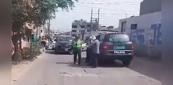 Comas: hallan cadáver de hombre con heridas en el cuerpo en av. Túpac Amaru