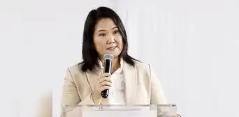 Keiko Fujimori y su bancada insisten en conspirar contra el sistema electoral Keiko Fujimori y su bancada insisten en conspirar contra el sistema electoral