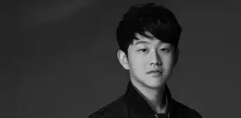 Fallece el cantante Choi Sung Bong a los 33 años tras publicar un lamentable mensaje en YouTube Fallece el cantante Choi Sung Bong a los 33 años tras publicar un lamentable mensaje en YouTube