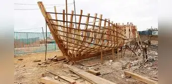 Astilleros ilegales siguen construyendo embarcaciones pese a prohibición