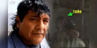 Toño Centella es ampayado besándose con misteriosa joven tras confirmar separación con su esposa