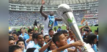 Reynoso lo trajo a Cristal, salió campeón sin anotar y ahora jugó el Mundialito del Porvenir Reynoso lo trajo a Cristal, salió campeón sin anotar y ahora jugó el Mundialito del Porvenir