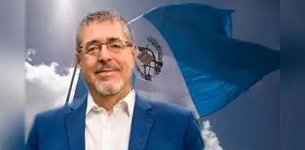 Bernardo Arévalo, el candidato sorpresa que podría ser presidente de Guatemala, pide “no cantar victoria” Bernardo Arévalo, el candidato sorpresa que podría ser presidente de Guatemala, pide “no cantar victoria”