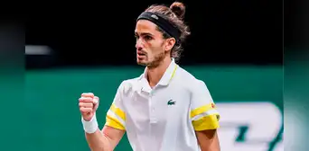 Alejandro Tabilo perdió 2-1 ante Pierre Herbert y no estará en el Torneo Wimbledon 2023