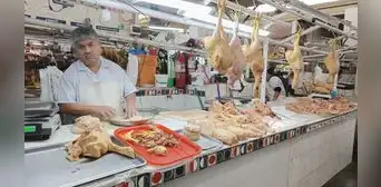 Precio del pollo continúa sobre los S/10 en mercados de Lima Precio del pollo continúa sobre los S/10 en mercados de Lima