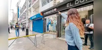 Delincuentes desatan balacera en Gamarra y roban S/149.000 a cambistas Delincuentes desatan balacera en Gamarra y roban S/149.000 a cambistas