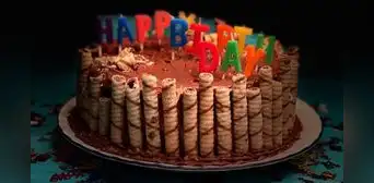 ¡Feliz cumpleaños! 100 FRASES cortas y originales para saludar a alguien especial ¡Feliz cumpleaños! 100 FRASES cortas y originales para saludar a alguien especial