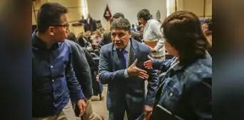 Presentan pedido de vacancia contra el alcalde de Arequipa