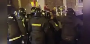 Independencia: ambulante informal ataca con arma blanca a fiscalizador durante operativo Independencia: ambulante informal ataca con arma blanca a fiscalizador durante operativo