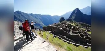 Aforo de Machu Picchu se mantendrá en 4.044 visitas diarias hasta el 31 de diciembre Aforo de Machu Picchu se mantendrá en 4.044 visitas diarias hasta el 31 de diciembre