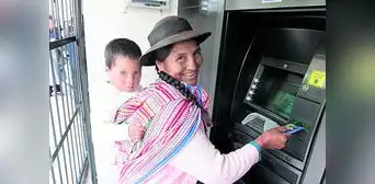 INEI: fuera de Lima solo el 35,6% tiene una cuenta bancaria INEI: fuera de Lima solo el 35,6% tiene una cuenta bancaria