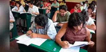 Bono docente: 10.000 profesores no pudieron cobrar incentivo del Estado por fallas en UGEL Bono docente: 10.000 profesores no pudieron cobrar incentivo del Estado por fallas en UGEL