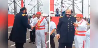 ¡Reencuentro histórico!: descendientes de Miguel Grau y José Olaya aparecen en el corso de Chorrillos ¡Reencuentro histórico!: descendientes de Miguel Grau y José Olaya aparecen en el corso de Chorrillos