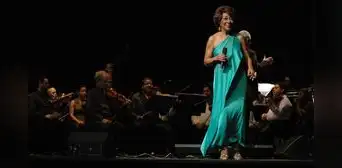 Canelita Medina: 4 canciones inolvidables de la sonera de Venezuela y el Caribe Canelita Medina: 4 canciones inolvidables de la sonera de Venezuela y el Caribe