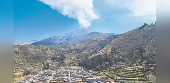 Volcán Ubinas: en emergencia 7 distritos por explosiones en Moquegua