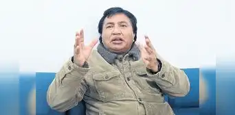 Lucio Castro: “Salida política es el adelanto de elecciones; no deben seguir Dina Boluarte ni Congreso”