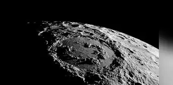 ¿Qué ocurre en la Luna? Científicos detectan una enorme masa caliente debajo del suelo ¿Qué ocurre en la Luna? Científicos detectan una enorme masa caliente debajo del suelo