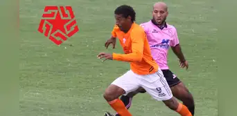 ¿Quién es el jugador más veterano del fútbol peruano y cuántos años tiene?