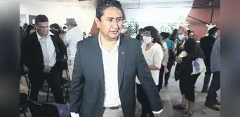 Vladimir Cerrón pide ser absuelto en caso del aeródromo Wanka