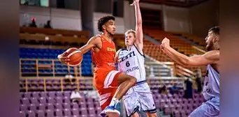 ¡Sigue invicta! España venció 78-56 a Estonia y clasifica como líder en el Eurobasket Sub-20