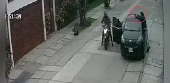 Surco: joven es asesinado cuando intentaba robar a personas que citó para comprarles un celular Surco: joven es asesinado cuando intentaba robar a personas que citó para comprarles un celular