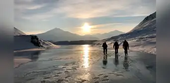 Derretimiento de glaciares revela nuevas fuentes de grandes cantidades de metano Derretimiento de glaciares revela nuevas fuentes de grandes cantidades de metano
