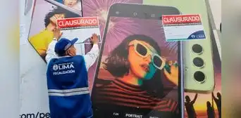 Municipalidad de Lima clausura Las Malvinas por vender celulares de dudosa procedencia