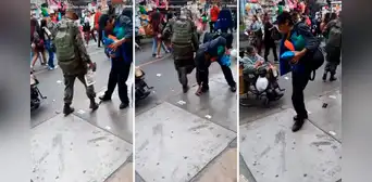 Peatones ‘pelean’ al hallar celular en el piso del Mercado Central y terminan troleados Peatones ‘pelean’ al hallar celular en el piso del Mercado Central y terminan troleados
