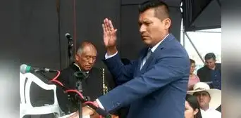 Alcalde en Arequipa hace negocios con Estado pese a que tiene prohibición Alcalde en Arequipa hace negocios con Estado pese a que tiene prohibición