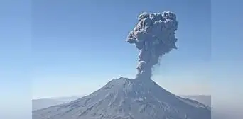 ¿Dónde queda el volcán Ubinas y qué tan lejos está de Lima?
