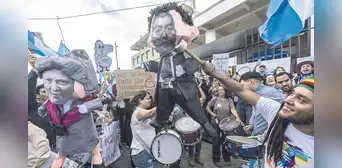 Guatemala: fiscal y juez oficialistas amenazan al líder opositor Guatemala: fiscal y juez oficialistas amenazan al líder opositor