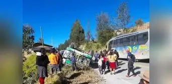 La Libertad: volcadura de tráiler deja 2 fallecidos en carretera Huamachuco-Trujillo La Libertad: volcadura de tráiler deja 2 fallecidos en carretera Huamachuco-Trujillo
