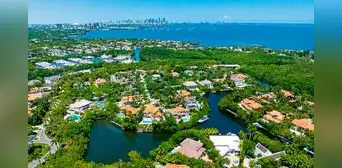 Bienes raíces: 5 razones para invertir en Florida, según especialista Bienes raíces: 5 razones para invertir en Florida, según especialista