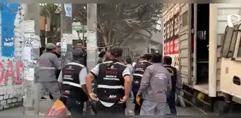 Ate: vecinos y fiscalizadores se enfrentan por retiro de rejas de losa deportiva Ate: vecinos y fiscalizadores se enfrentan por retiro de rejas de losa deportiva