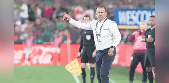 Las opciones de Juan Reynoso tras la lesión de Gianluca Lapadula Las opciones de Juan Reynoso tras la lesión de Gianluca Lapadula