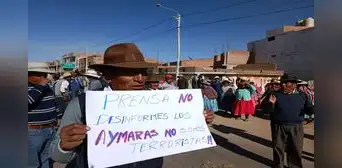Los aimaras y su relación complicada con la prensa