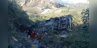 Piura: se eleva a 13 el número de fallecidos tras accidente de bus que iba de San Martín a Tumbes
