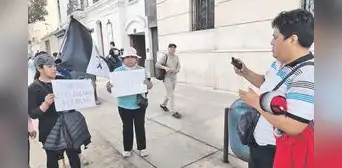 El huevo de la serpiente, por Cecilia Méndez El huevo de la serpiente, por Cecilia Méndez