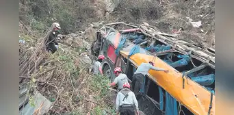 Accidente en Piura: denunciarán a empresa de bus que cayó a abismo