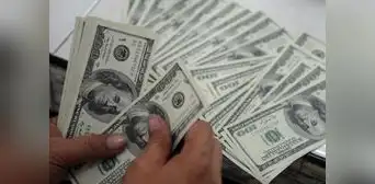 Dólar cierra al alza y se ubica en S/3,6450 este martes 1 de agosto