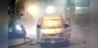 Los Olivos: balón de helio explota dentro de minivan con pasajeros a bordo Los Olivos: balón de helio explota dentro de minivan con pasajeros a bordo