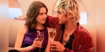 ‘Choose Love’: la nueva película interactiva de Netflix en la que podrás escoger tu propio final ‘Choose Love’: la nueva película interactiva de Netflix en la que podrás escoger tu propio final