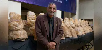 "Es como haber encontrado a Godzilla": Mario Urbina, el paleontólogo que halló en Perú al animal más pesado del mundo "Es como haber encontrado a Godzilla": Mario Urbina, el paleontólogo que halló en Perú al animal más pesado del mundo