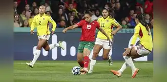 Colombia perdió 1-0 ante Marruecos por el Mundial Femenino, pero clasificó a octavos de final Colombia perdió 1-0 ante Marruecos por el Mundial Femenino, pero clasificó a octavos de final