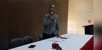 Gobernadora de Tacna niega denuncias y critica a Luis Torres Gobernadora de Tacna niega denuncias y critica a Luis Torres