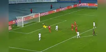 Clase intacta: Paolo Guerrero la bajó de pecho y anotó golazo con LDU en su debut oficial